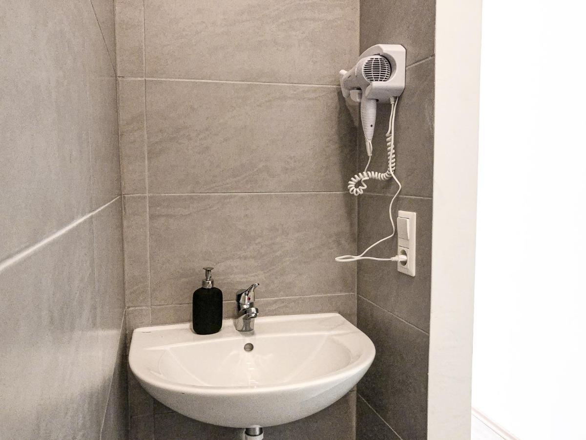 Vibrant 3br Near Akh Hospital - Perfect For Groups Apartment Wien
