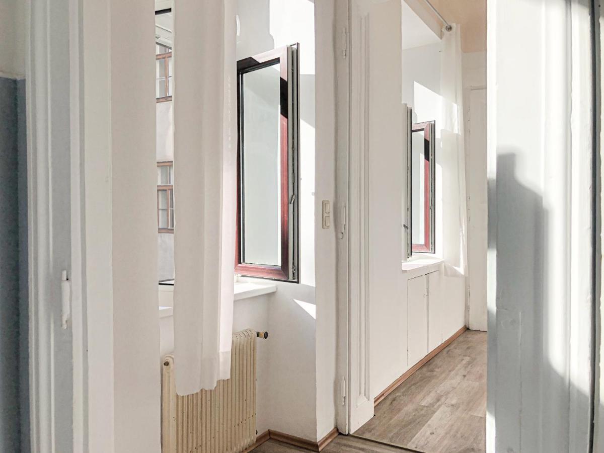 Vibrant 3br Near Akh Hospital - Perfect For Groups Wien